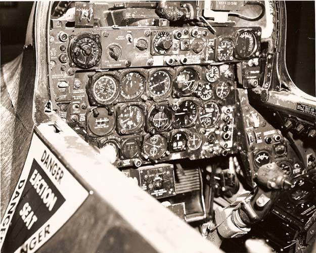 Republic F-84F Fbs Thunder Streak — 1