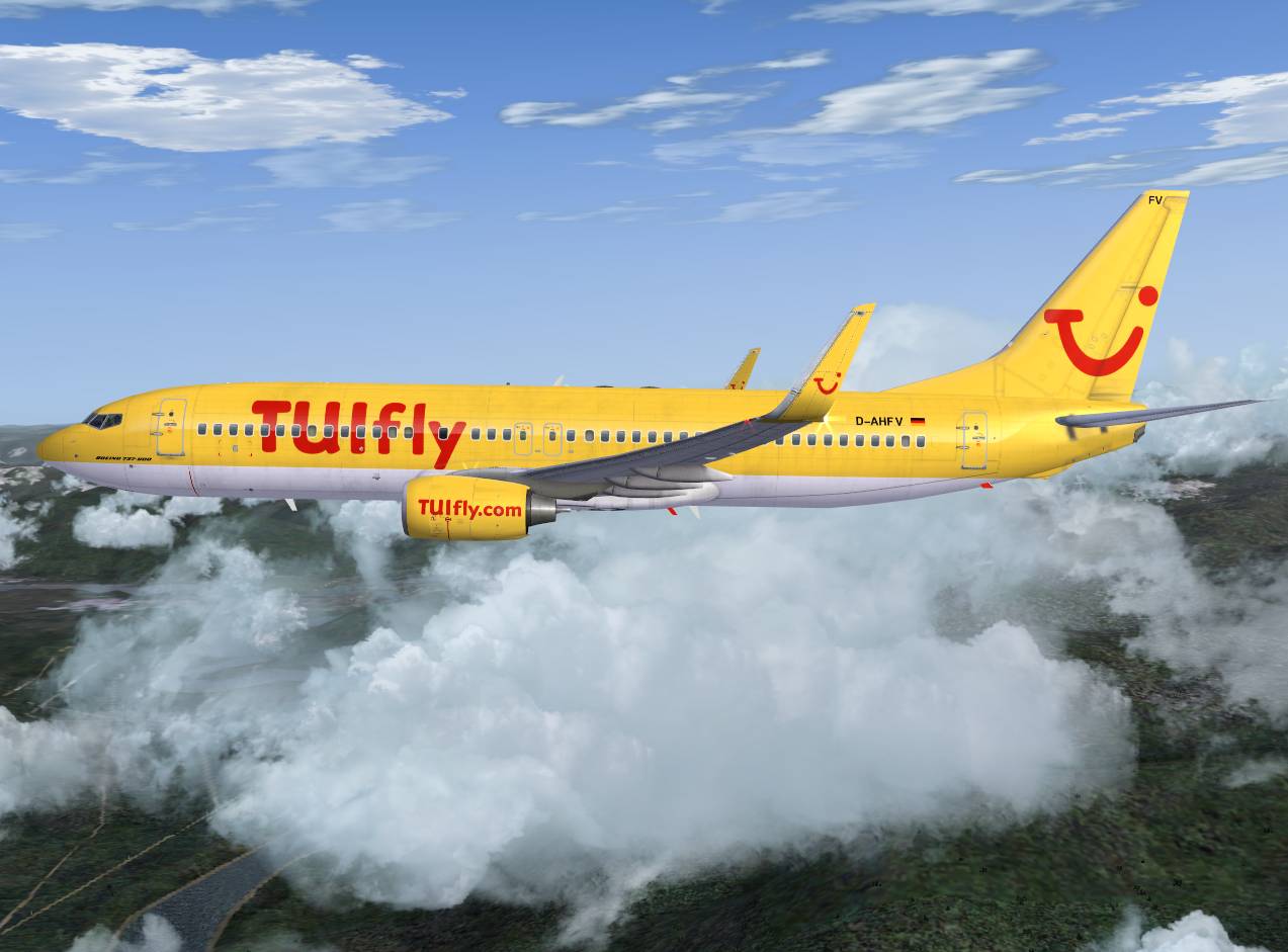 Fs9 Tuifly Boeing 737-8K5 D-Ahfv — 1