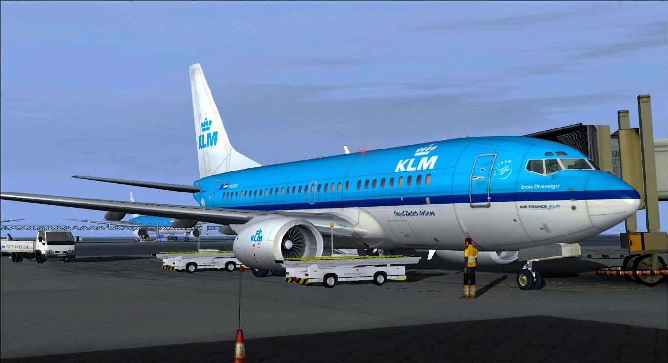 Boeing 737-700 Klm — 1