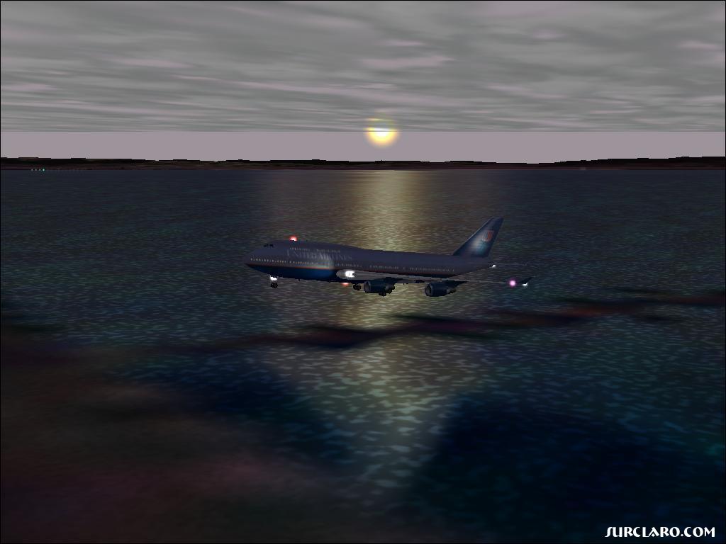 United 744 Landing @ Dawn @ KSFO