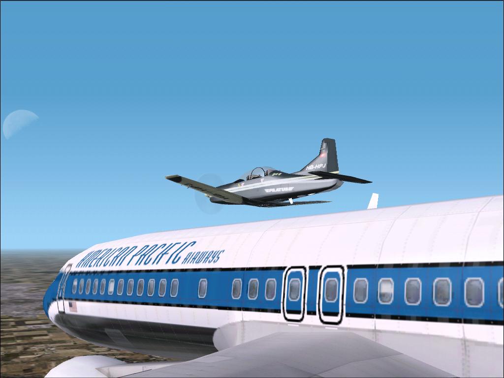 Pilotus passing up a 737
