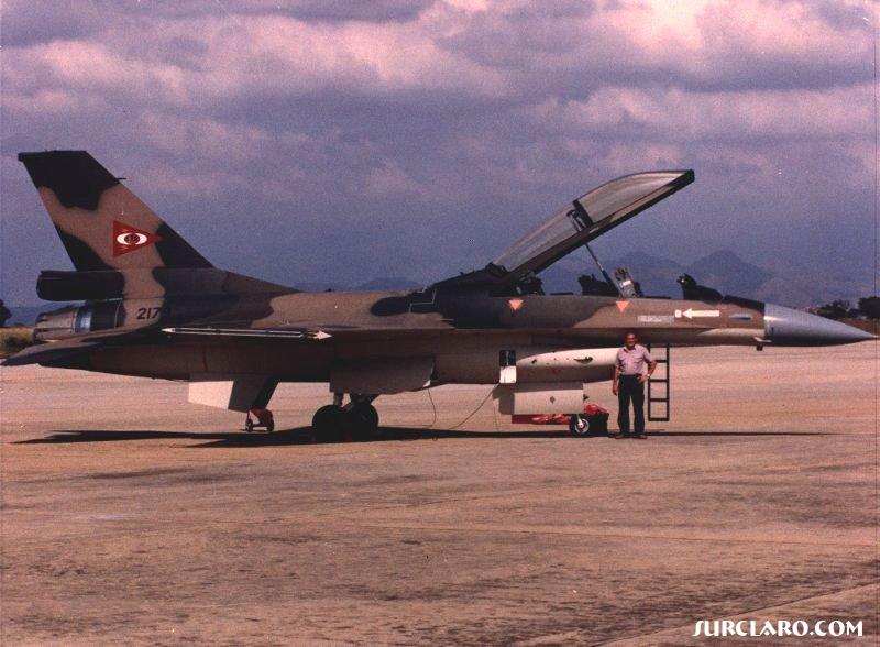 f-16fav