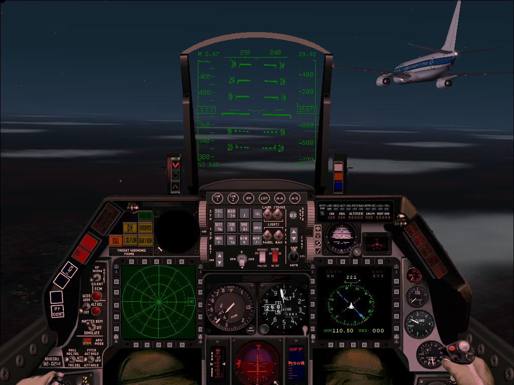 F16 behind a 737