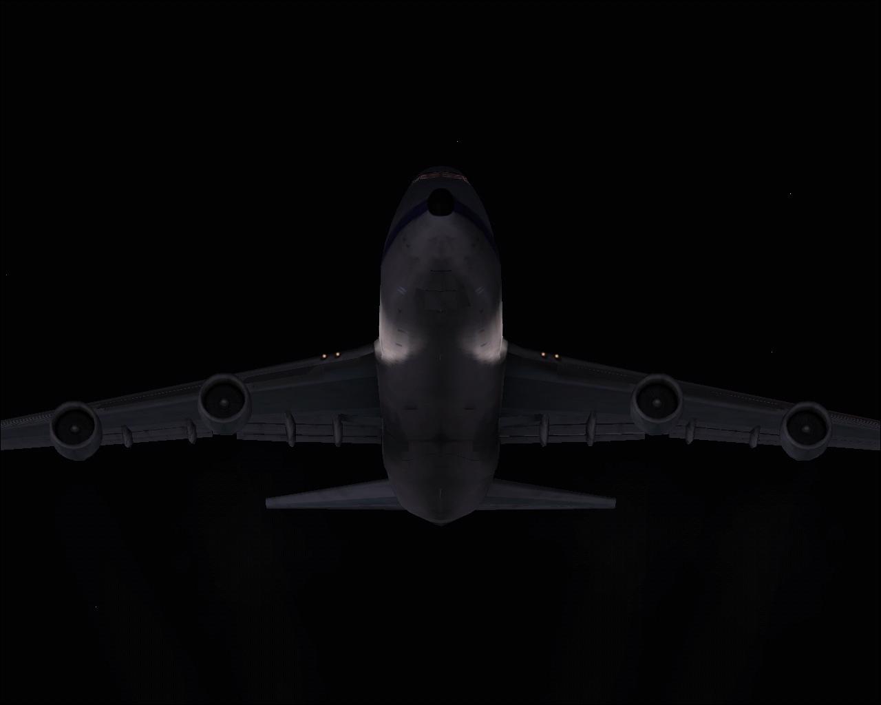 747 at night