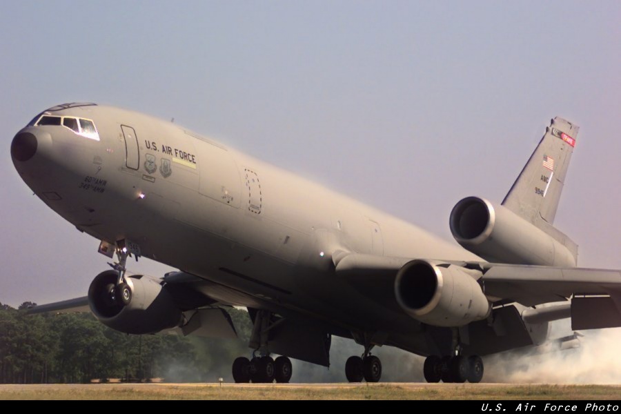 Fs2002 Military Mcdonnell Douglas Kc-10A "Extender" Cargo/Tanker From The 60Th/349Th Air M — 1