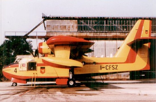 Fs2002 Bombardier Canadair Cl215 — 1