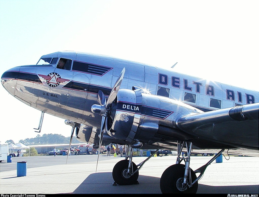 Fs2000 Delta Airlines Douglas Dc-3 - G202A Delta Airlines Dc3 , Registration Nc-28341 Base — 1