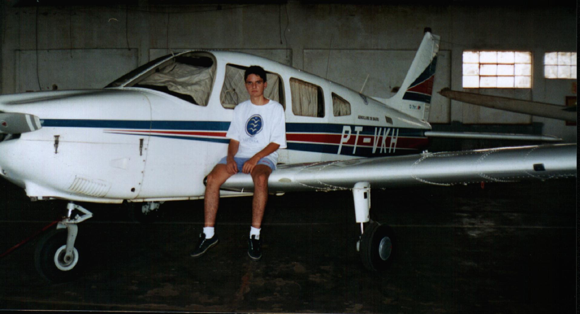 Fs2002/Fs2000 Emb-712 Tupi Aeroclube De Bauru Aircraft Monomotor, Equiped With Fixed, Enti — 1