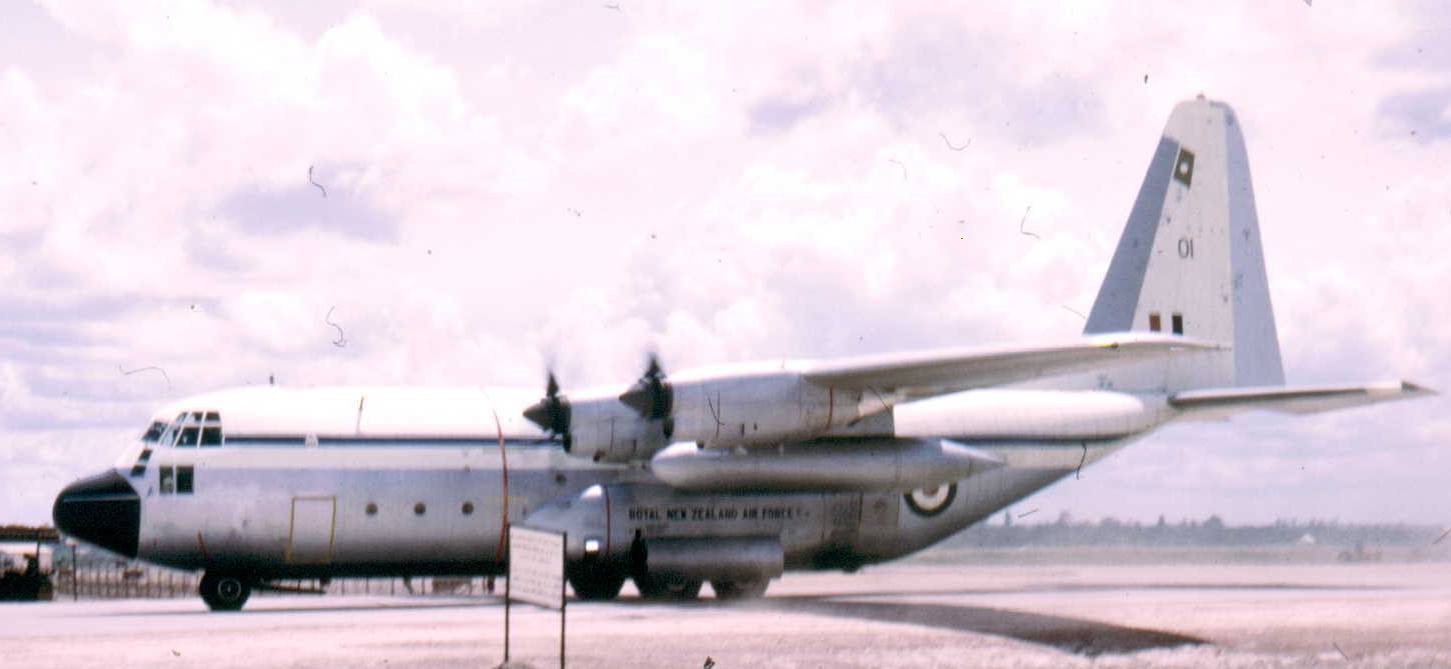 Fs2002 Lockheed C-130H Hercules Of The Royal New Zealand Airforce — 1