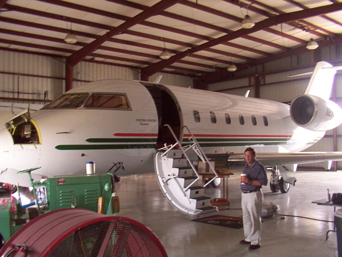 Aviation Gallerychallenger 600 Video — 1
