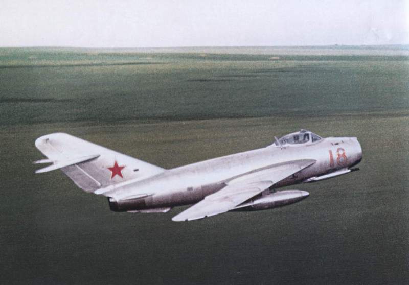 Fs98 Mikoyan - Guryevitch Mig-17 An 1960S Soviet Jetfighter