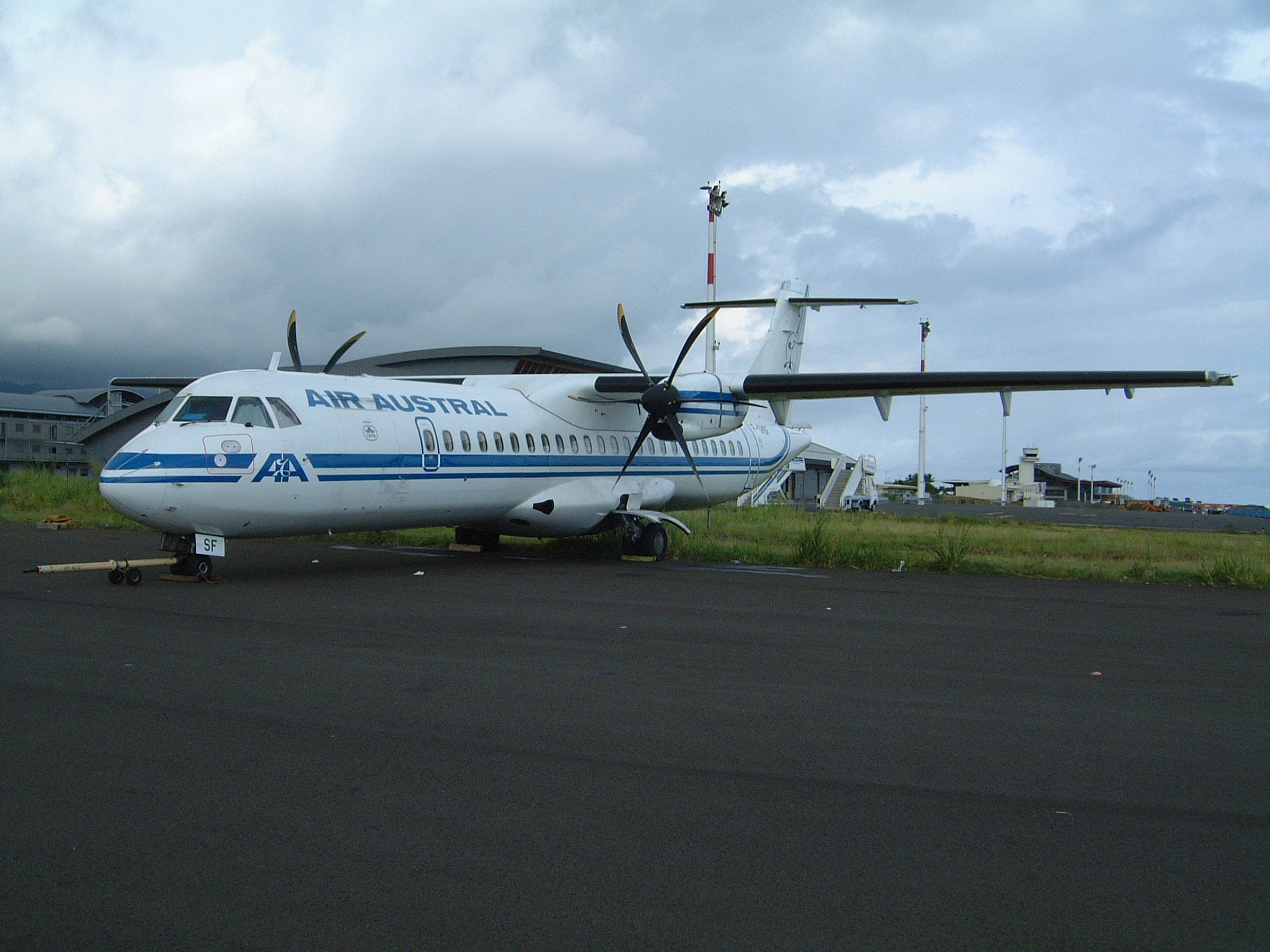 Fs2002 Atr72-212A Air Austral Fs2002 Atr72-212A Air Austral, Registration F-Ohsf