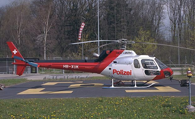 Fs2002 As350B Heli-Linth (Switzerland) Police-Support Hb-Xuk, Heli-Linth, Based In Mollis