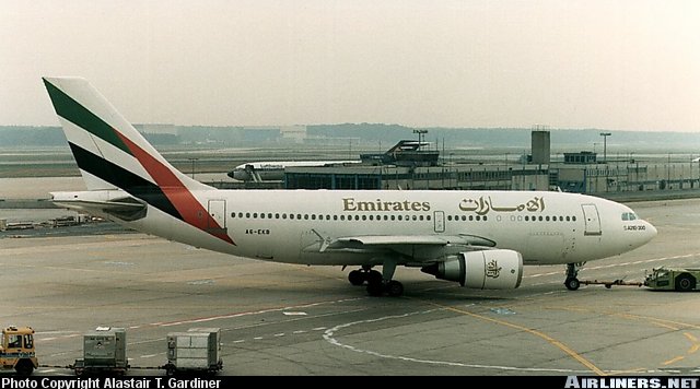 Fs2002 A310-304Et Emirates Gmax Airbus A310-304Et Emirates Livery