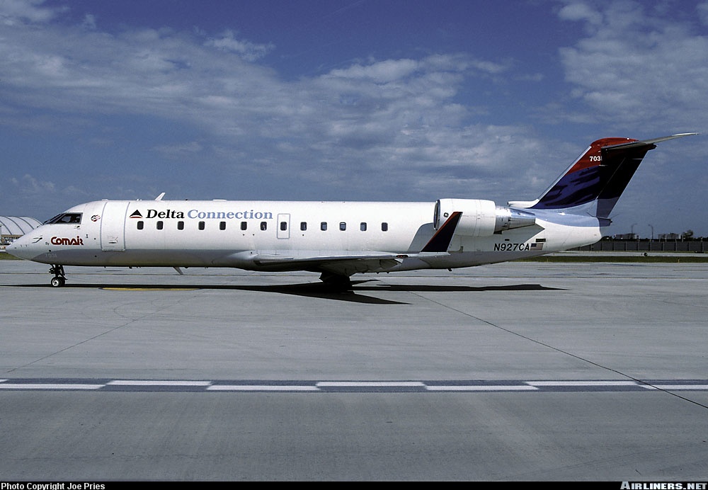 Fs2002/2004 Bombardier Canadian Regional Jet Crj 600-200 Comair Delta Connection Original