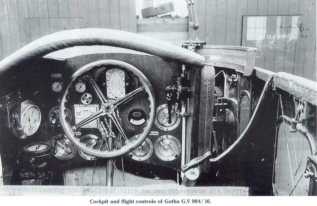 Fs2002 Panel - Gotha Grossflugzeug 1917-1918 Updated Newly Coloured Panel With Historicall