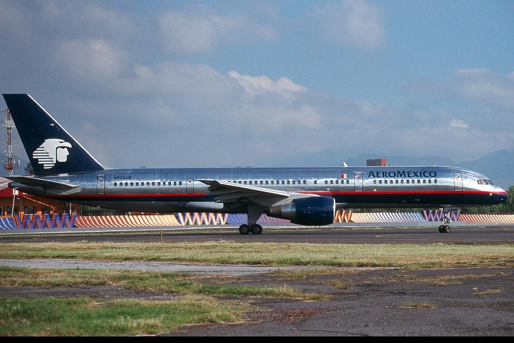 Aeromexico B757-200 N803Am Reflective Textures