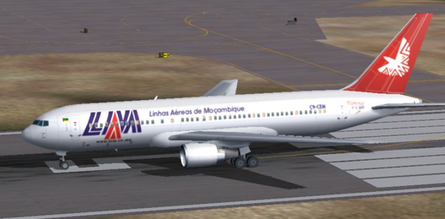 Fs2004 Aircraft Boeing 767-200 Pw Mozambique Airlines Reg — 1