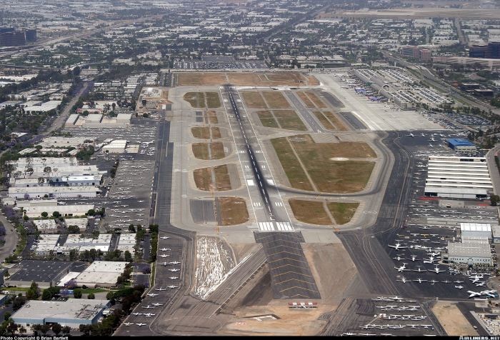Fs2004 Afcad2 Orange County John Wayne Airport Santa Ana, California, Usa (Ksna)