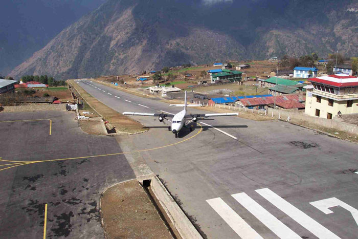 Challenging Landing Into Lukla Airport Nepal