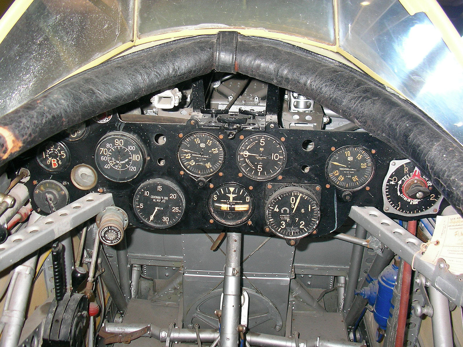 This Is A Full Bundle (Aircraft And Panel) For Flight Simulator 2004 (Flight Simulator9).T