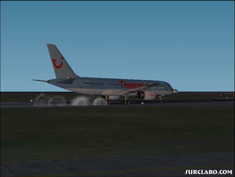 Thomsonfly 757-200 arrives in Crete from Birmingham in the evening.    - Photo 16314