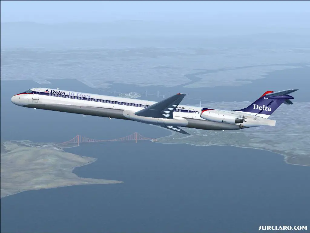 Delta Airlines MD-80 over the San Francisco Bay - Photo 15817