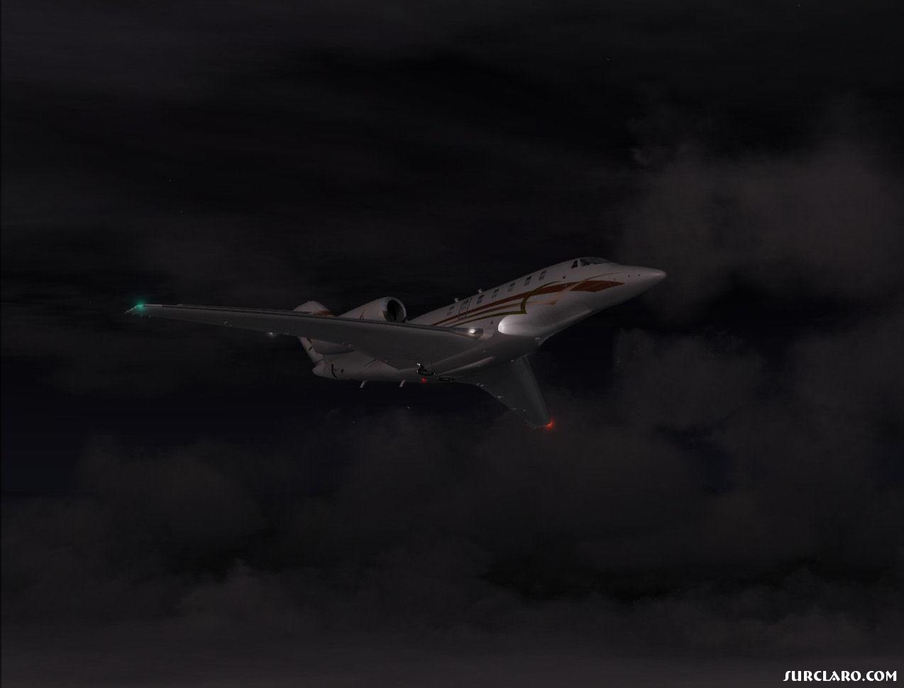 CX climbing out of JFK at night. - Photo 15629