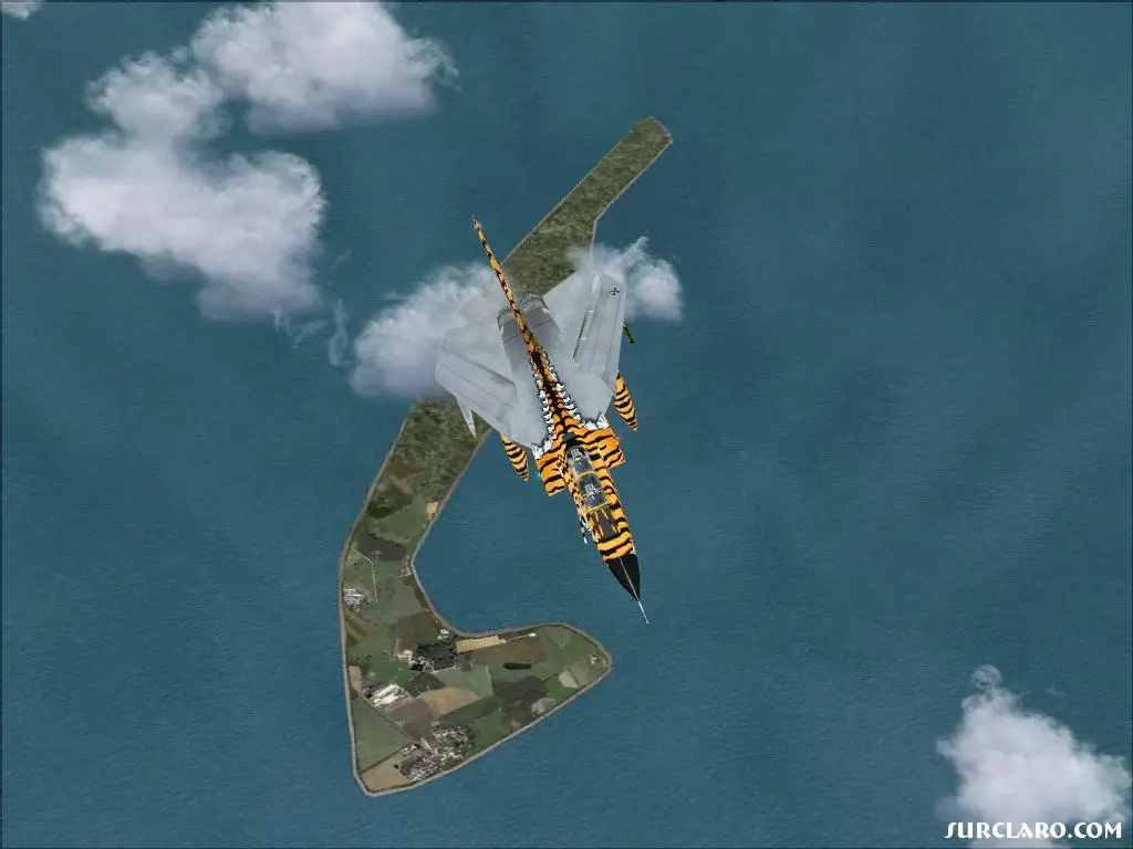 Tornado ECR- Luftwaffe Tigermeet flying over the German coast - Photo 16022