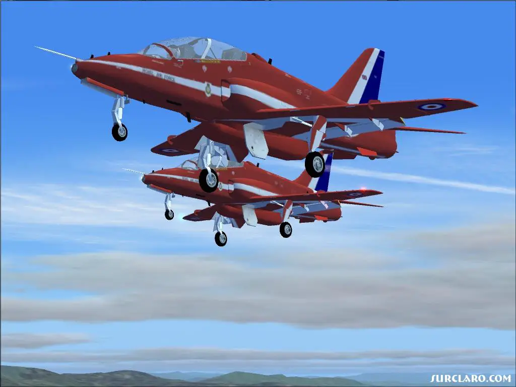 red arrows landing in formation - Photo 10897